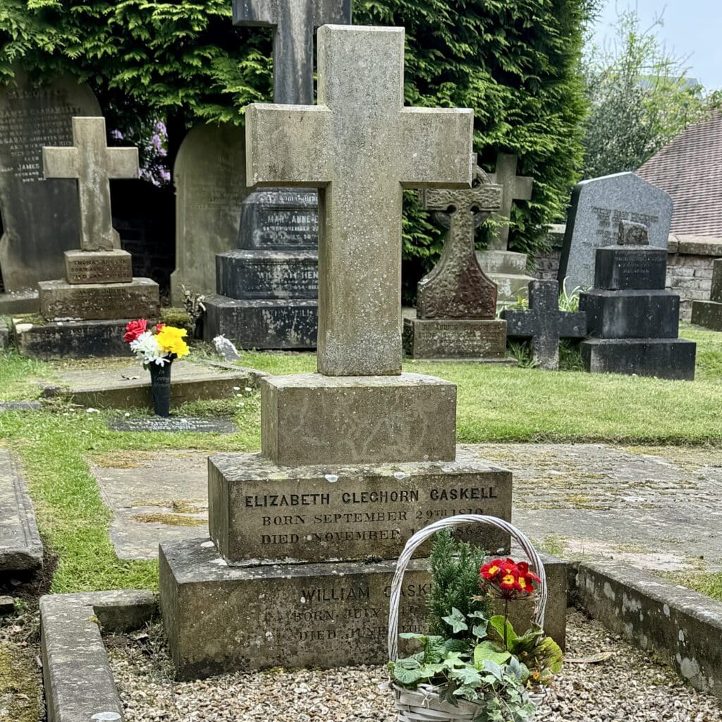 Elizabeth Gaskell grave Knutsford square image